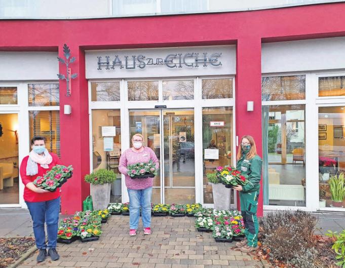 Pansdorfer Seniorenpflegeheim Haus zur Eiche Blumengrüße