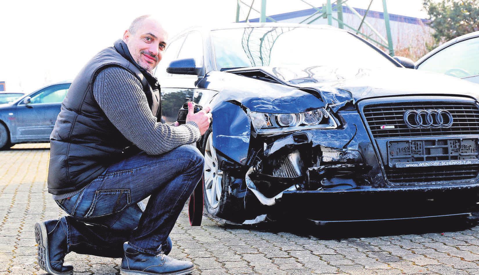 Stefan Künemund ist Sachverständiger im Sachverständigenbüro für Fahrzeugtechnik mit Standorten in Gieboldehausen und Renshausen. Stefan Künemund ist Sachverständiger im Sachverständigenbüro für Fahrzeugtechnik mit Standorten in Gieboldehausen und Renshausen.