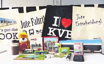 Die KVB rüstet 41 Haltestellen mit Handlaufschildern für Sehbehinderte und Blinde aus – Jeder Wegweiser ist ein Unikat Image 1 Die KVB rüstet 41 Haltestellen mit Handlaufschildern für Sehbehinderte und Blinde aus – Jeder Wegweiser ist ein Unikat Image 1