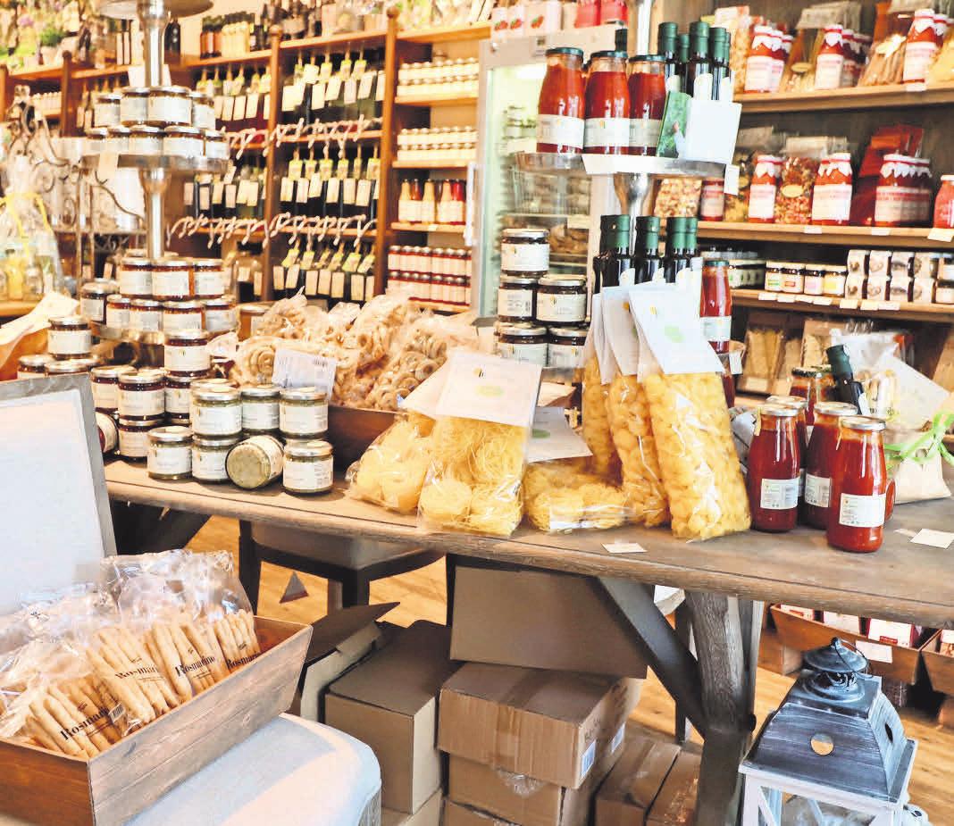 O sole mio – mit den Ölen, Pasta und Antipasti aus einer kleinen italienischen Manufaktur kann man sich den Süden nach Hause holen. O sole mio – mit den Ölen, Pasta und Antipasti aus einer kleinen italienischen Manufaktur kann man sich den Süden nach Hause holen.