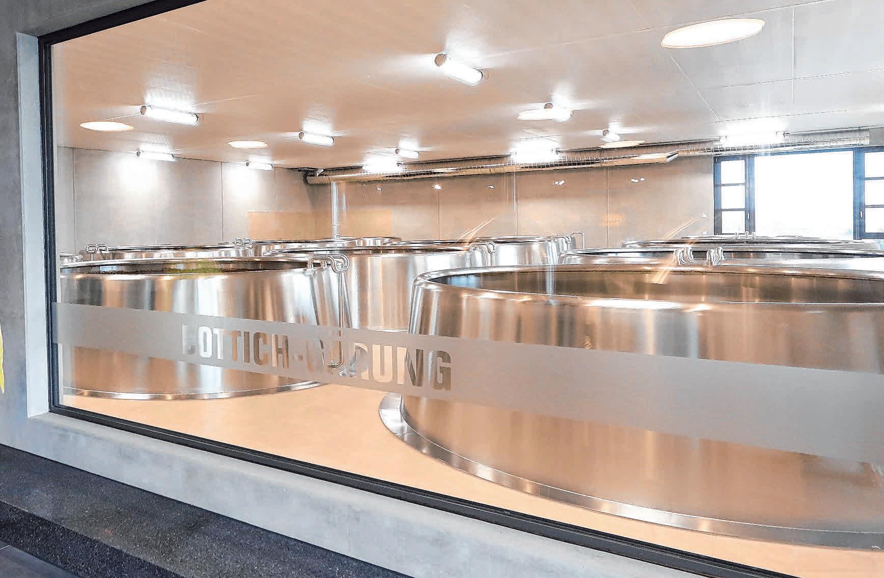 Die neue Bottich-Gärung in der Berg Brauerei kann am Ulrichsfest besichtigt werden. FOTO: OH Die neue Bottich-Gärung in der Berg Brauerei kann am Ulrichsfest besichtigt werden. FOTO: OH