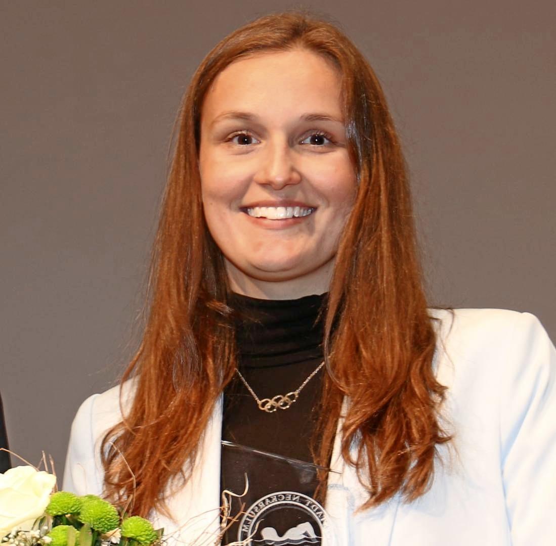 Schwimmerin Annika Bruhn wurde zur Sportlerin des Jahres gekürt. Fotos: snp Schwimmerin Annika Bruhn wurde zur Sportlerin des Jahres gekürt. Fotos: snp