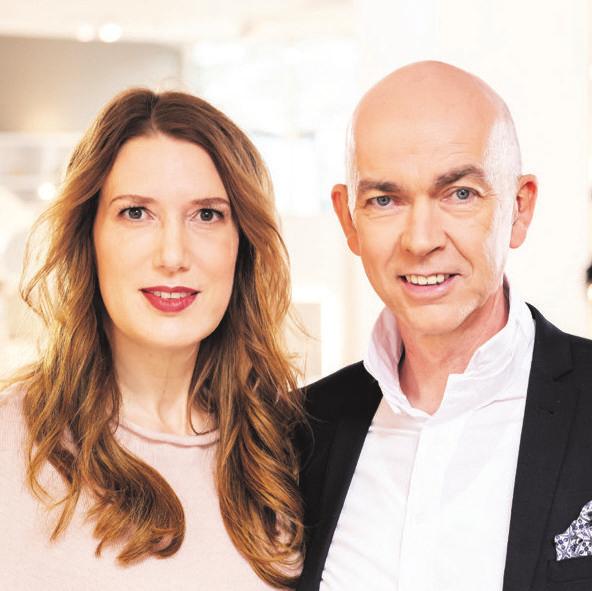 Christiane und Gerd Schründerleiten das FamilienunternehmenSchründer Schlafräume Christiane und Gerd Schründerleiten das FamilienunternehmenSchründer Schlafräume