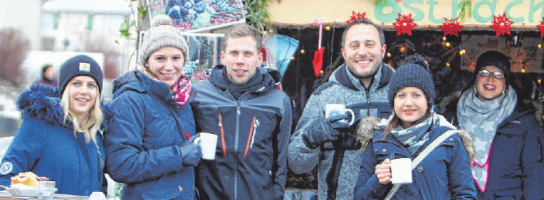 Ein Glühwein in Ehren – wir werden uns sicher nicht wehren ... FOTO: NICOLE FRICK Ein Glühwein in Ehren – wir werden uns sicher nicht wehren ... FOTO: NICOLE FRICK