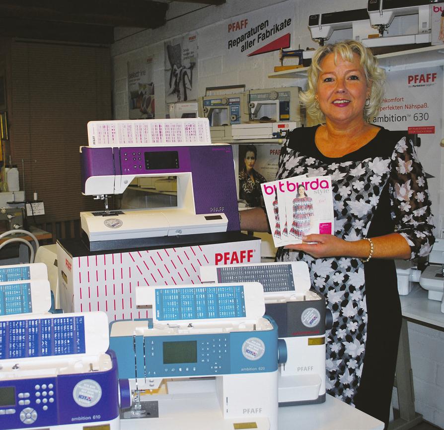 Corinna Garavello ist Inhaberin des Nähmaschinen-Centers in Kaltenkirchen und hat neu designte Pfaff-Nähmaschinen in ihr Sortiment aufgenommen