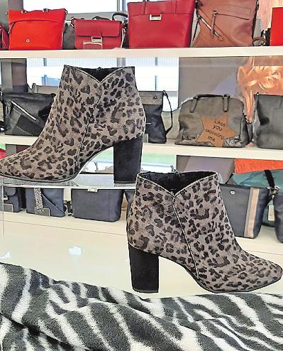 Animal-Print und Rottöne sind beliebt: Die Schuhmarke hat beides. FOTO: BRÄUNLING Animal-Print und Rottöne sind beliebt: Die Schuhmarke hat beides. FOTO: BRÄUNLING