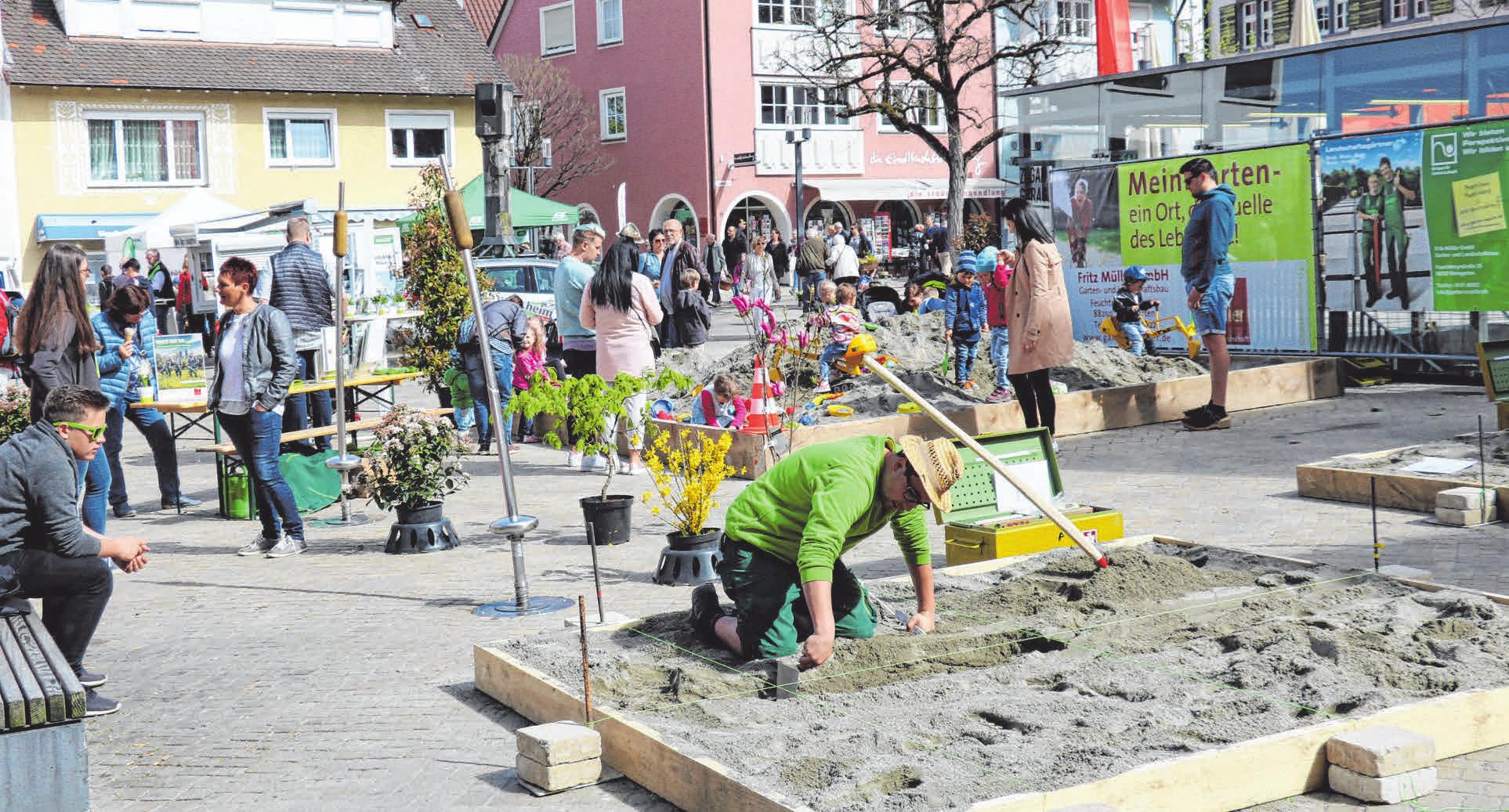 Beim ersten Supersamstag des Jahres geht es in Weingarten bunt und fröhlich zu. Beim ersten Supersamstag des Jahres geht es in Weingarten bunt und fröhlich zu.