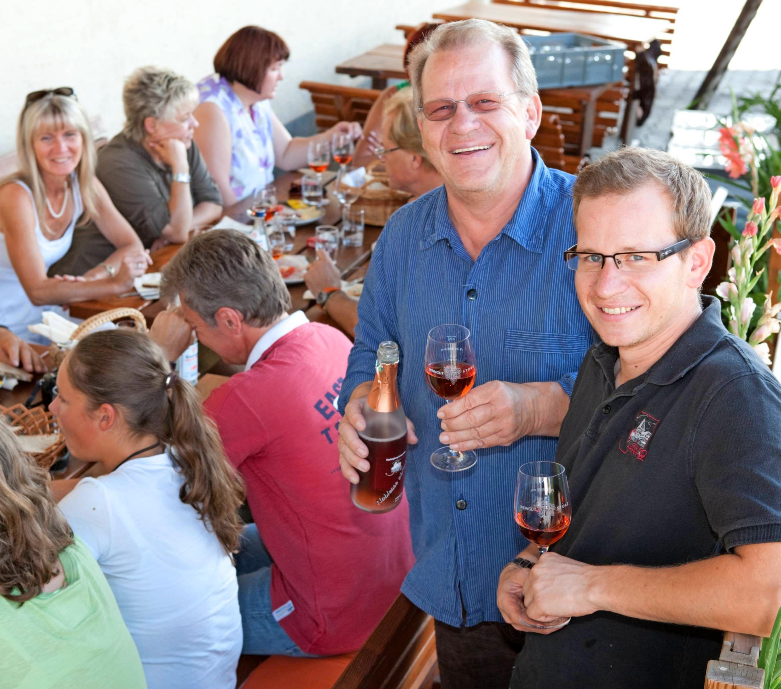 Am Samstag und Sonntag, 22. und 23. Juni, lädt Familie Storz aus Cleebronn wieder zum traditionellen Hoffest am Michaelsberg. Foto: privat Am Samstag und Sonntag, 22. und 23. Juni, lädt Familie Storz aus Cleebronn wieder zum traditionellen Hoffest am Michaelsberg. Foto: privat