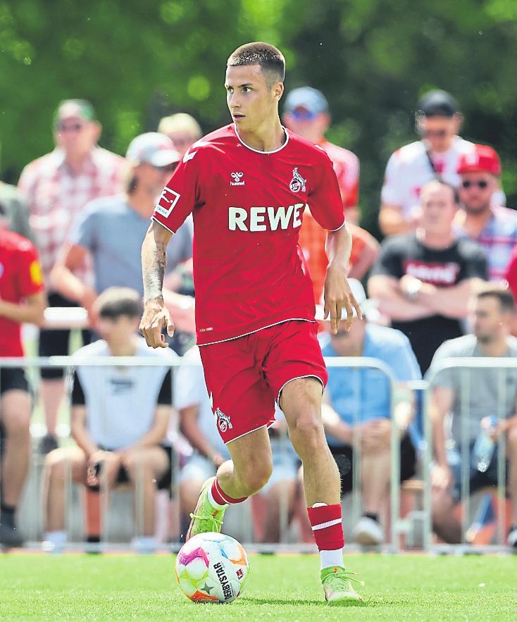 Denis Huseinbasic (20) Denis Huseinbasic (20)