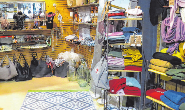 Das Angebot von Moshi und Knit Factory. Das Angebot von Moshi und Knit Factory.