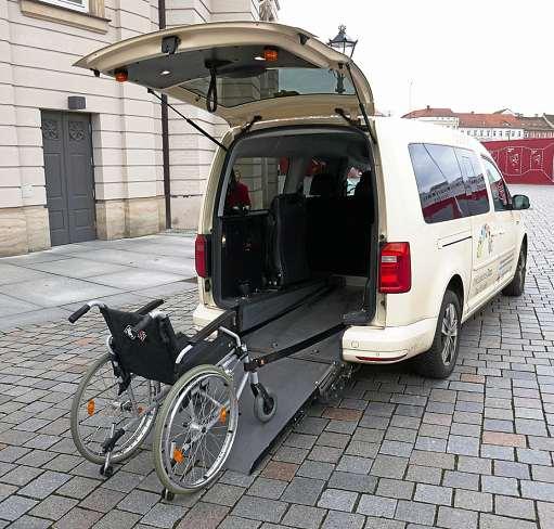 Unternehmen können ihre Großraumtaxis kostenlos in barrierefreie Taxis umrüsten lassen. FOTO: SOZIALVERBAND DEUTSCHLAND Unternehmen können ihre Großraumtaxis kostenlos in barrierefreie Taxis umrüsten lassen. FOTO: SOZIALVERBAND DEUTSCHLAND