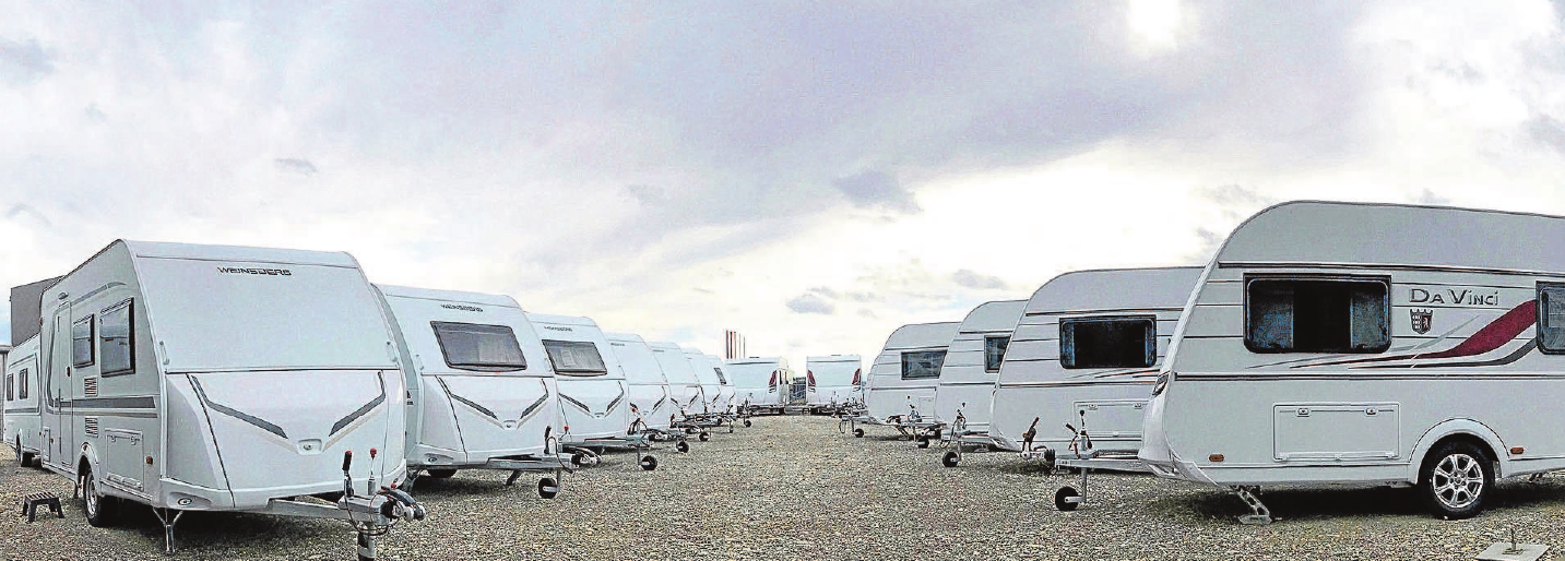Beste Qualität und Know-how. Große Auswahl an modernen Reisemobilen, kultigen Caravans, klassischen Wohnwagen und familiengerechten Wohnmobilen. Außerdem Truma-Vertragshändler, Fachhändler für Tabbert, Wilk, T@B, Weinsberg und Partner von Frankana und Knaus. Es warten eine persönliche Betreuung und geschulte Mitarbeiter. Beste Qualität und Know-how. Große Auswahl an modernen Reisemobilen, kultigen Caravans, klassischen Wohnwagen und familiengerechten Wohnmobilen. Außerdem Truma-Vertragshändler, Fachhändler für Tabbert, Wilk, T@B, Weinsberg und Partner von Frankana und Knaus. Es warten eine persönliche Betreuung und geschulte Mitarbeiter.