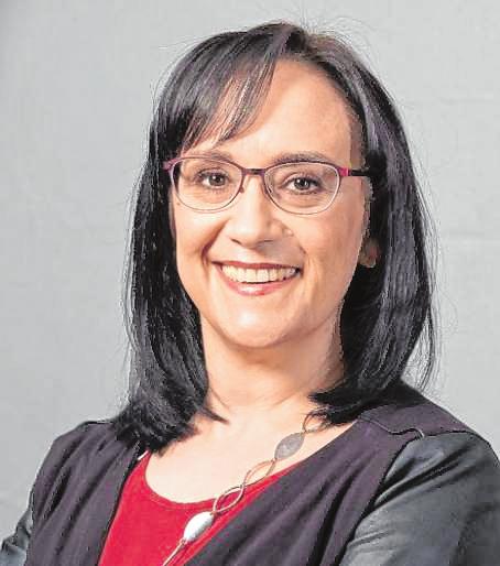 Augenoptikerin Iris Benzin berät fachmännisch zum Augen-Check. BILD: RUTH JAKOB Augenoptikerin Iris Benzin berät fachmännisch zum Augen-Check. BILD: RUTH JAKOB