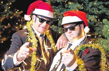 Chris und Geoff Dahl als weihnachtliche Blues Brothers. FOTO: ANDREASFRIESE Chris und Geoff Dahl als weihnachtliche Blues Brothers. FOTO: ANDREASFRIESE