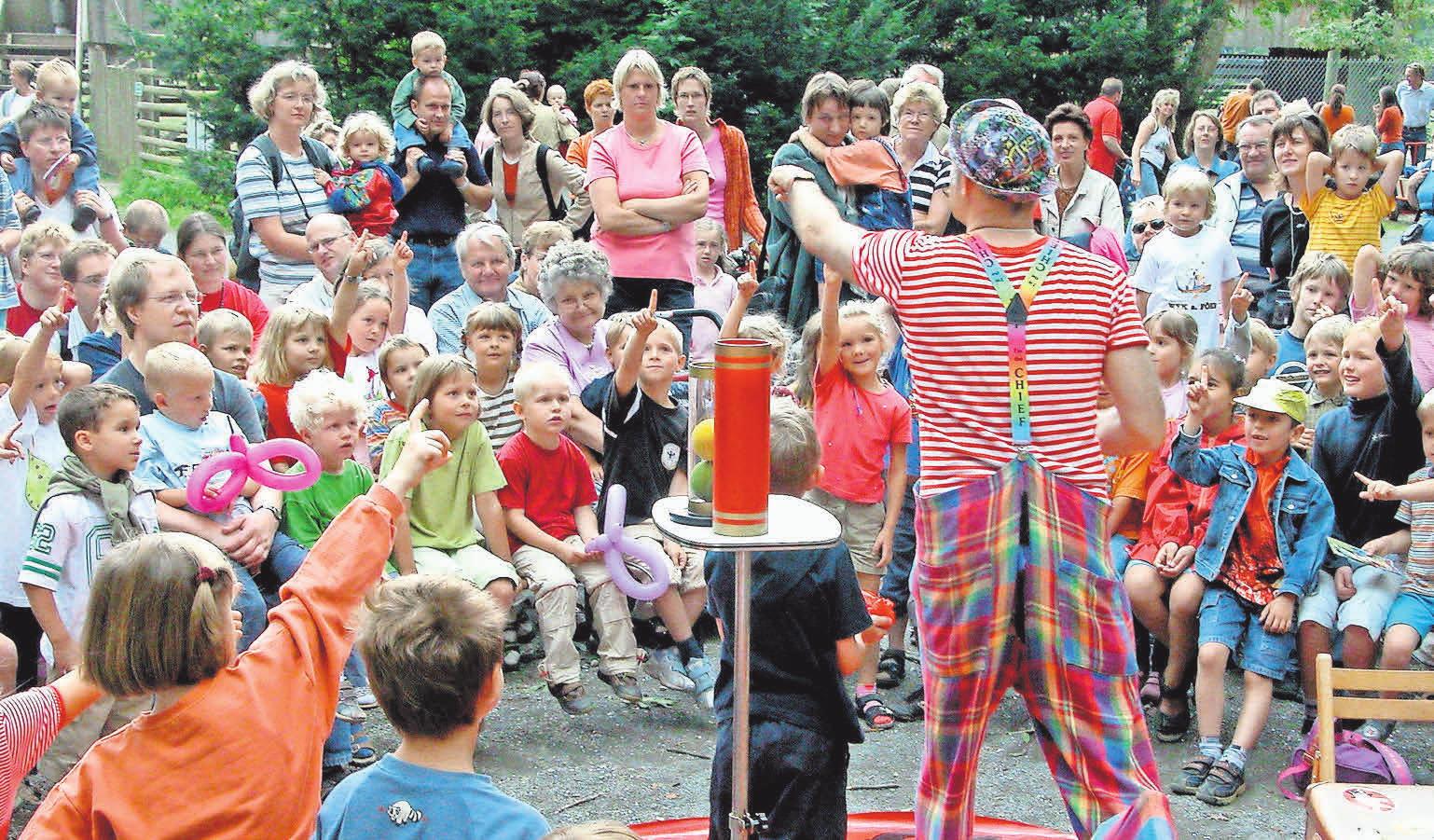 Kinder erleben vor Corona eine unbeschwerte Zeit mit Magic Bernie. Kinder erleben vor Corona eine unbeschwerte Zeit mit Magic Bernie.