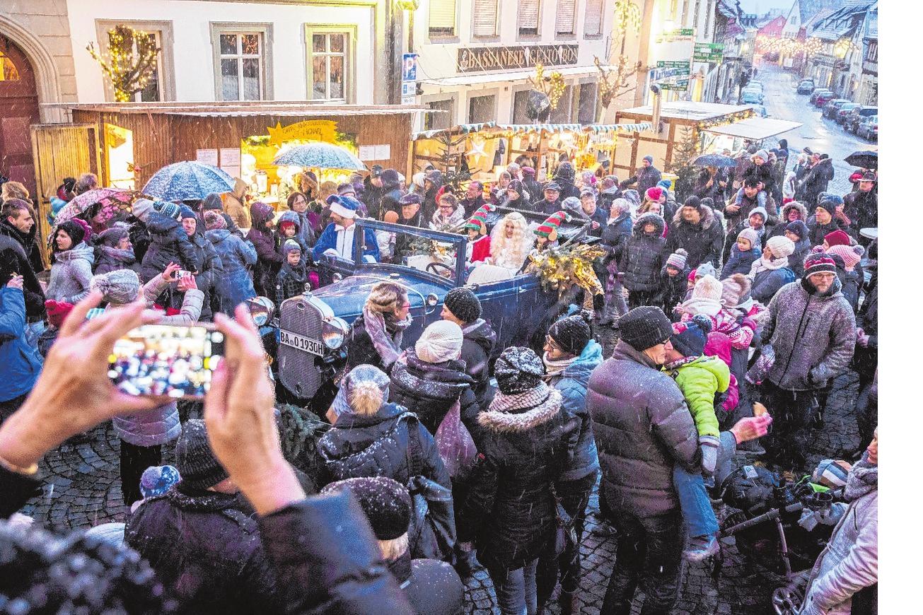 Das Zeiler Christkind ist ein beliebtes Fotomotiv. FOTO: REN`E RUPRECHT Das Zeiler Christkind ist ein beliebtes Fotomotiv. FOTO: REN`E RUPRECHT