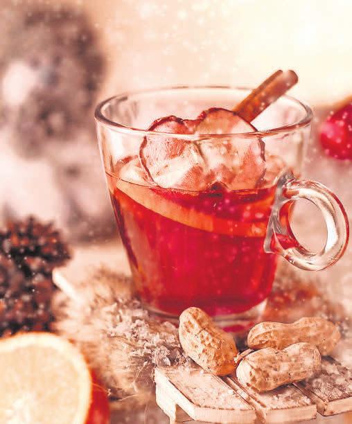 Glühwein gehört dazu. Foto: Christine Sponchia/www.pixabay.com Glühwein gehört dazu. Foto: Christine Sponchia/www.pixabay.com