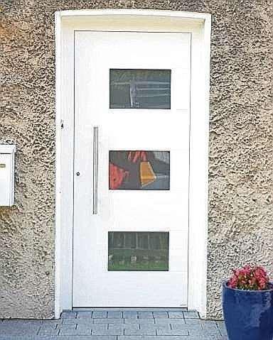 Der Weru-Fachhändler BeFa in Kiel bietet RC2-geprüfte Sicherheitstüren und -fenster für jedes Bedürfnis an. FOTO: BEFA Der Weru-Fachhändler BeFa in Kiel bietet RC2-geprüfte Sicherheitstüren und -fenster für jedes Bedürfnis an. FOTO: BEFA