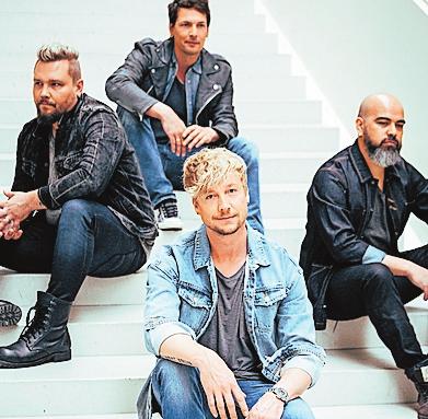 Kommt mit Band nach Ludwigshafen: Samu Haber (vorne). Foto: Universal Music/frei Kommt mit Band nach Ludwigshafen: Samu Haber (vorne). Foto: Universal Music/frei