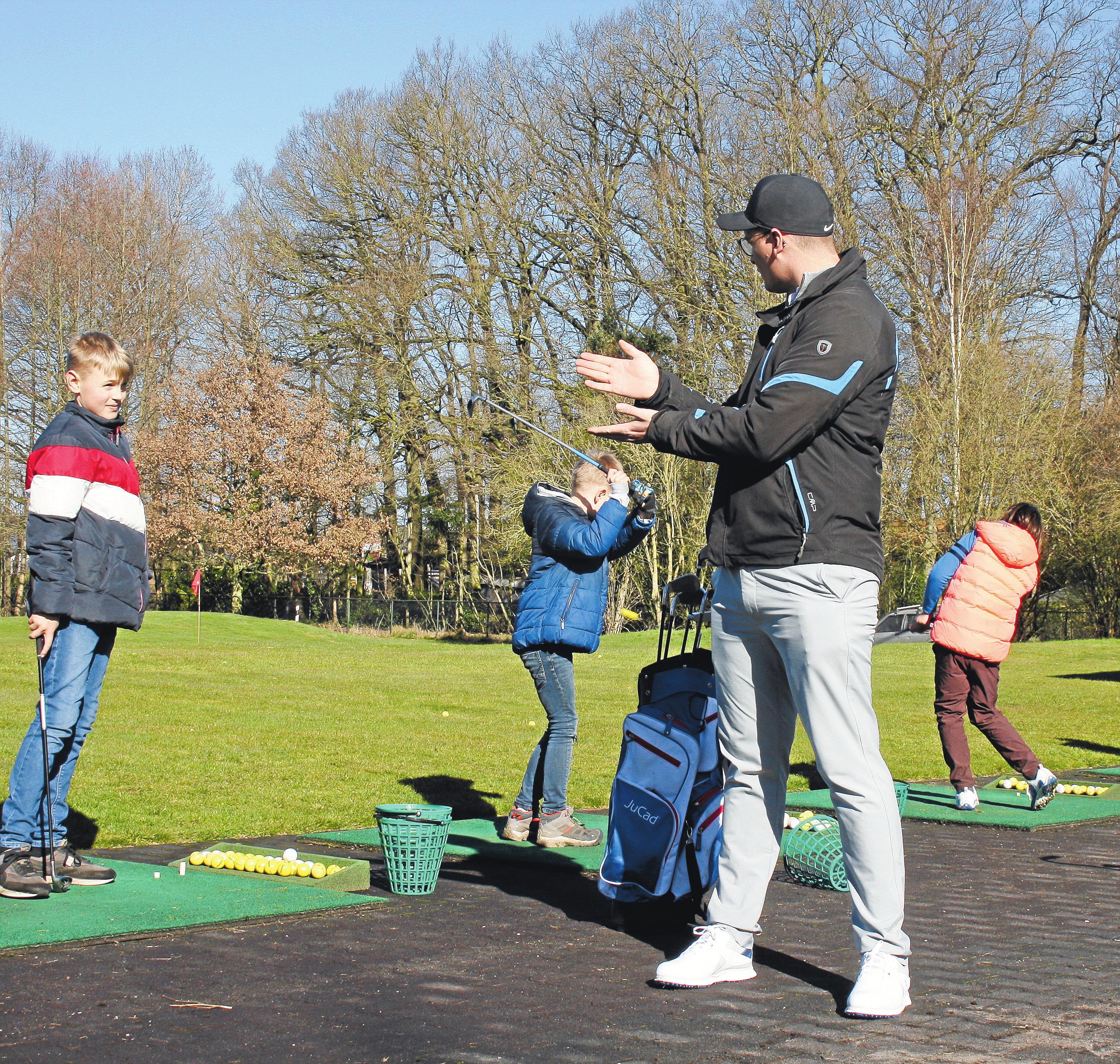 Head Pro Falko Venth freut sich auf Sie. Fotos: Golfclub Gut Brettberg