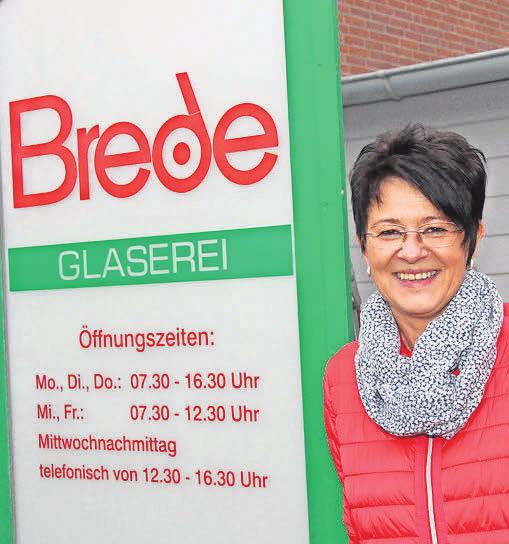Moderne Lösungen aus Glas bietet Katrin Rosehr von der Glaserei Brede. Carola Pieper Moderne Lösungen aus Glas bietet Katrin Rosehr von der Glaserei Brede. Carola Pieper