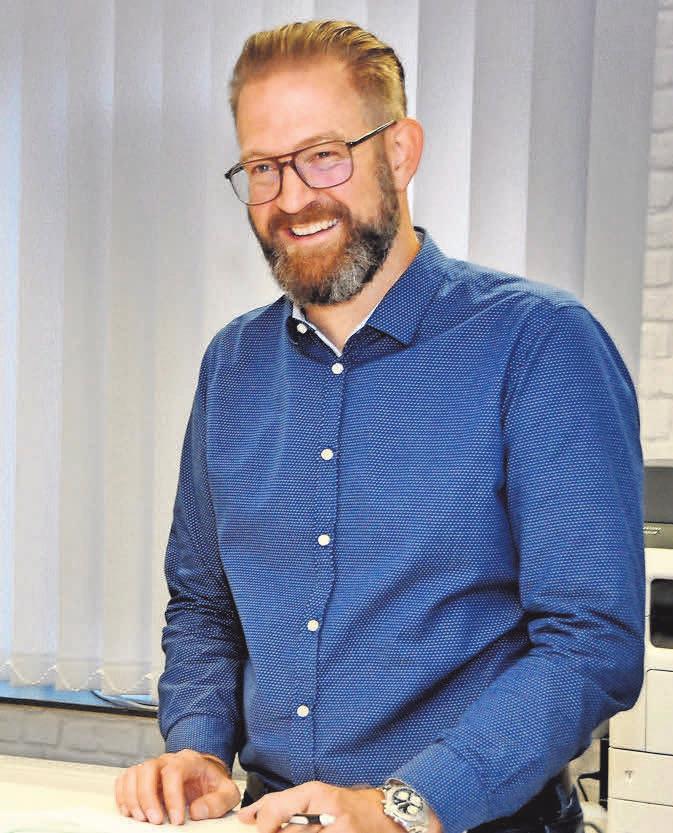 Thomas Renner ist Optimist. Er meint, dass sich die Zeiten bald wieder ändern. Sein VGH-Team informiert per Telefon und E-Mail. Thomas Renner ist Optimist. Er meint, dass sich die Zeiten bald wieder ändern. Sein VGH-Team informiert per Telefon und E-Mail.