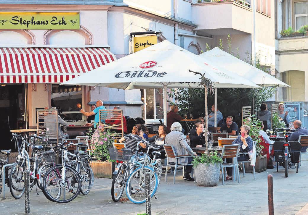 Das Stephans Eck ist eine der schönsten Ecken in der Südstadt. Das Stephans Eck ist eine der schönsten Ecken in der Südstadt.