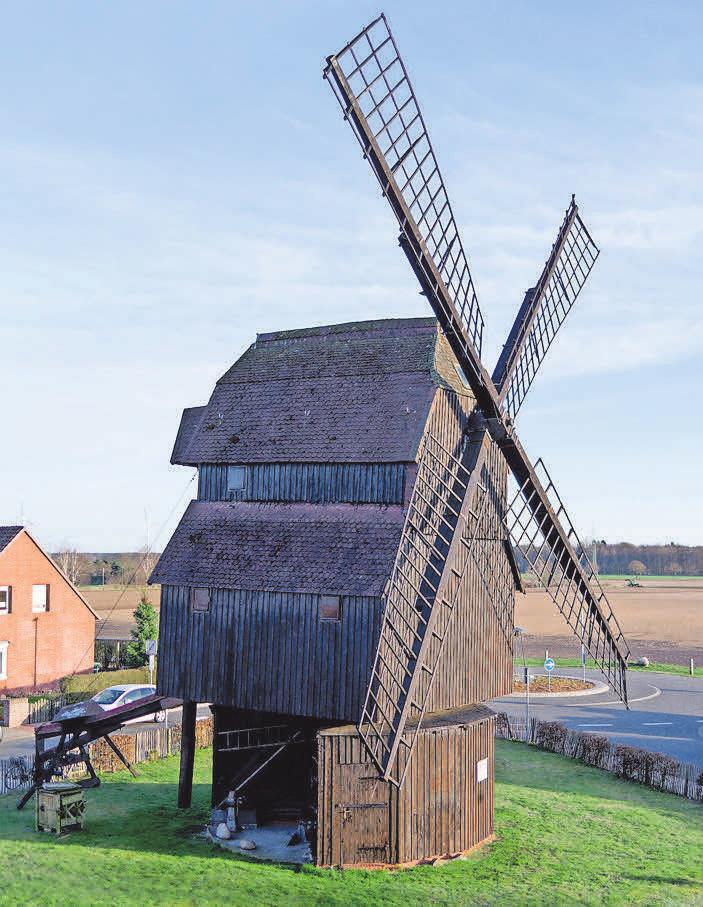 Die historische Bockwindmühle neben dem Pflegewohnsift ist eines der Wahrzeichen des Ortes. Die historische Bockwindmühle neben dem Pflegewohnsift ist eines der Wahrzeichen des Ortes.