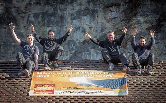 und auch auf dem Dach sitzt es sich ganz gut. Bilder: Rainer Mozer und auch auf dem Dach sitzt es sich ganz gut. Bilder: Rainer Mozer