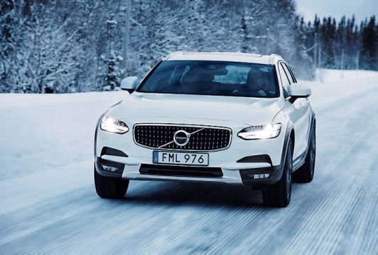 Volvo V90 Cross Country