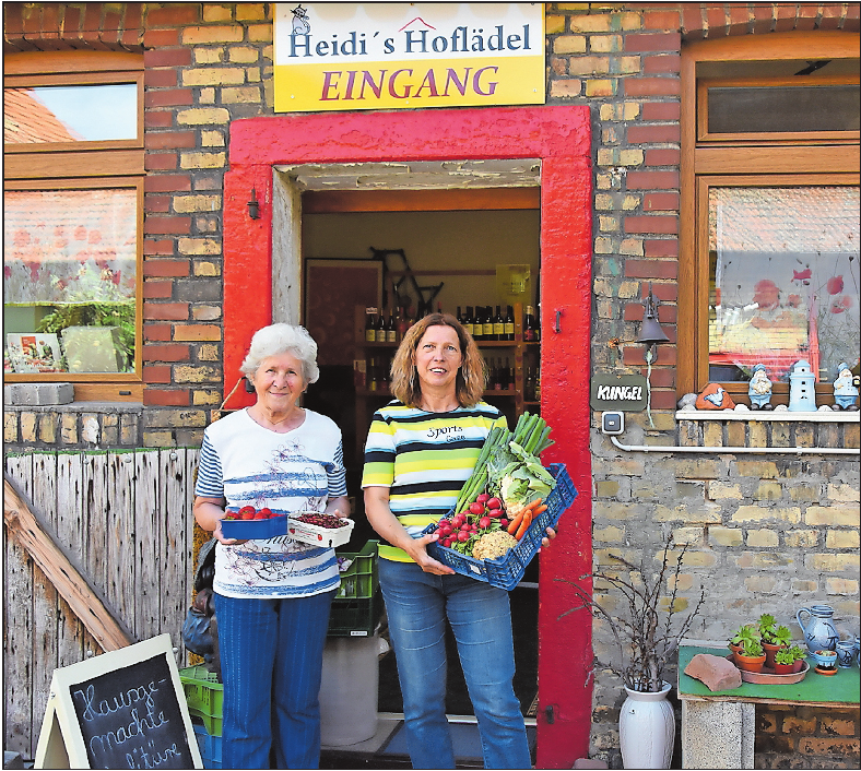 Seit Anbeginn der „Straße der Genüsse“ mit dabei: Heidi Ring-Beutelmann und ihre Mutter Anneliese Jellinek. FOTO: CLEMENS Seit Anbeginn der „Straße der Genüsse“ mit dabei: Heidi Ring-Beutelmann und ihre Mutter Anneliese Jellinek. FOTO: CLEMENS