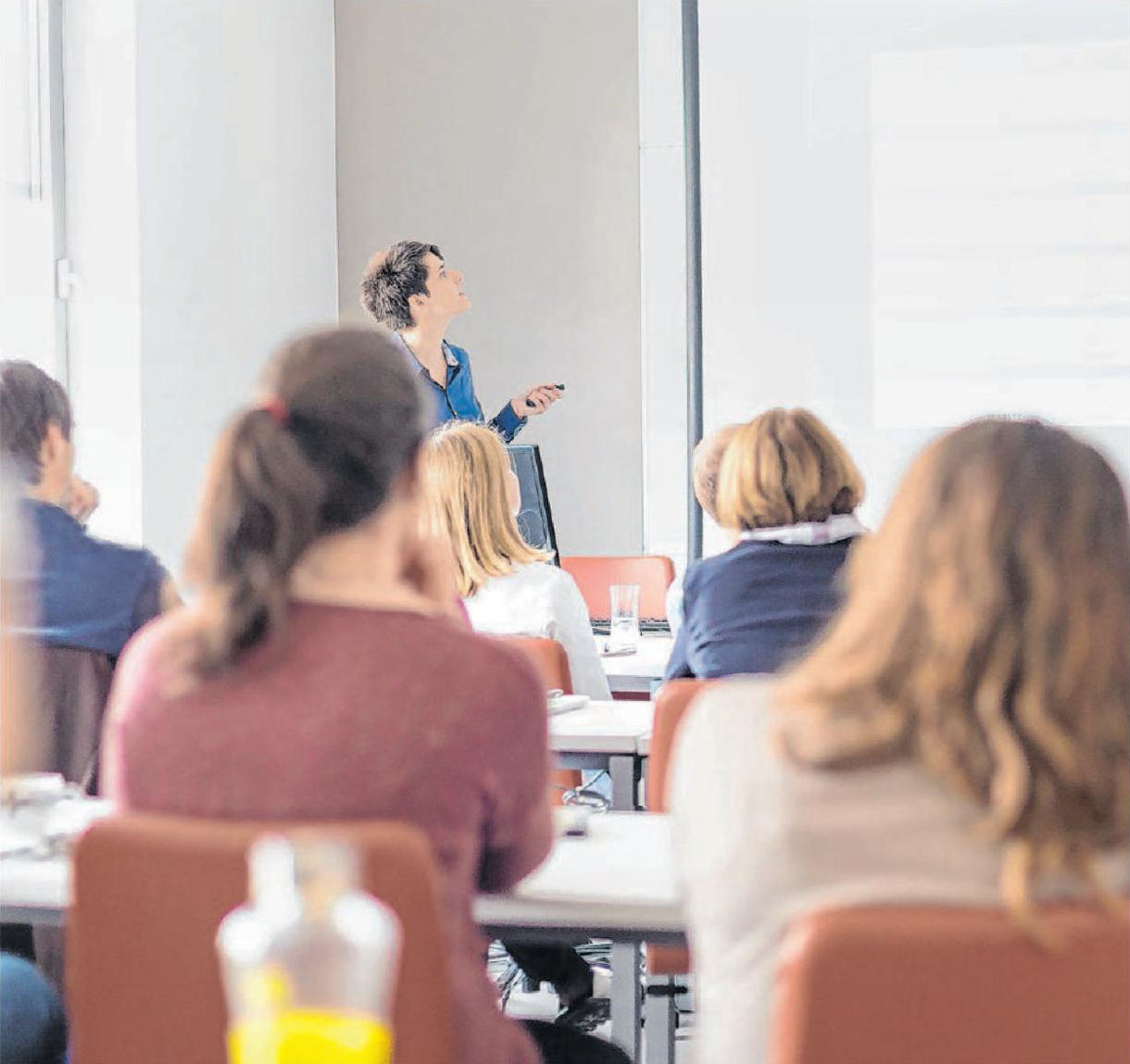 Wer sich weiterbildet, bleDas Umfeld spielt bei Seminaren und Weiterbildungen eine wichtige Rolle. Foto: Matej Kastelic/Shutterstock.comibt fit für die Arbeitswelt von morgen. Foto: Syda Productions/Fotolia.com Wer sich weiterbildet, bleDas Umfeld spielt bei Seminaren und Weiterbildungen eine wichtige Rolle. Foto: Matej Kastelic/Shutterstock.comibt fit für die Arbeitswelt von morgen. Foto: Syda Productions/Fotolia.com
