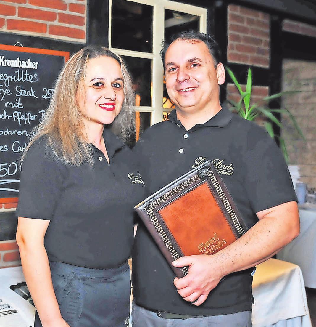 Im Restaurant Zur Linde in Pattensen servieren Bukurije und Hyzri Spahiu zu Ostern ein reichhaltiges spanisches Büfett mit vielen Köstlichkeiten. Im Restaurant Zur Linde in Pattensen servieren Bukurije und Hyzri Spahiu zu Ostern ein reichhaltiges spanisches Büfett mit vielen Köstlichkeiten.