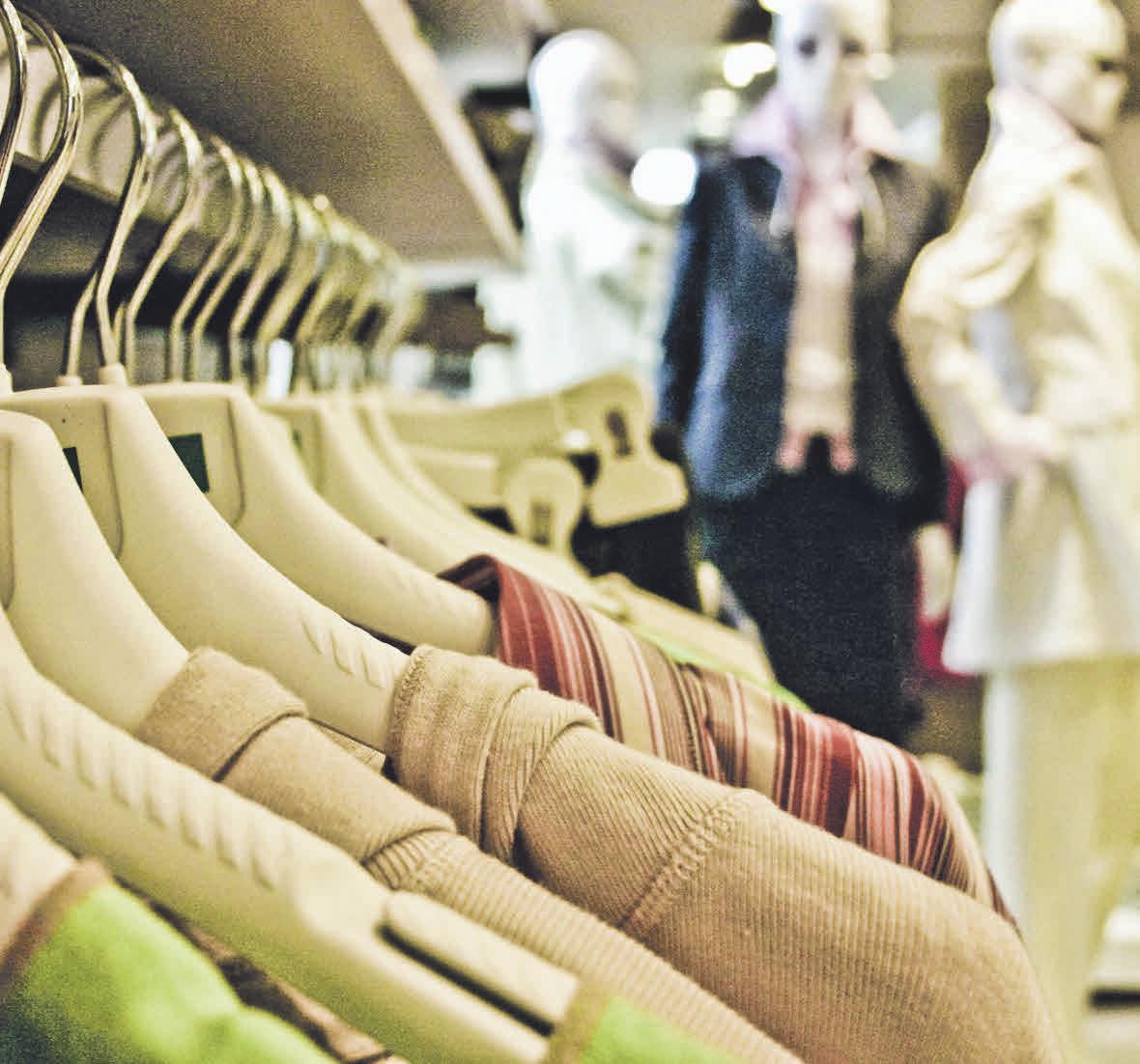 Egal, ob Lebensmittel, Bekleidung oder auch Schuhe und Elektronik: Die Beschaffung soll unbedenklich sein. Egal, ob Lebensmittel, Bekleidung oder auch Schuhe und Elektronik: Die Beschaffung soll unbedenklich sein.