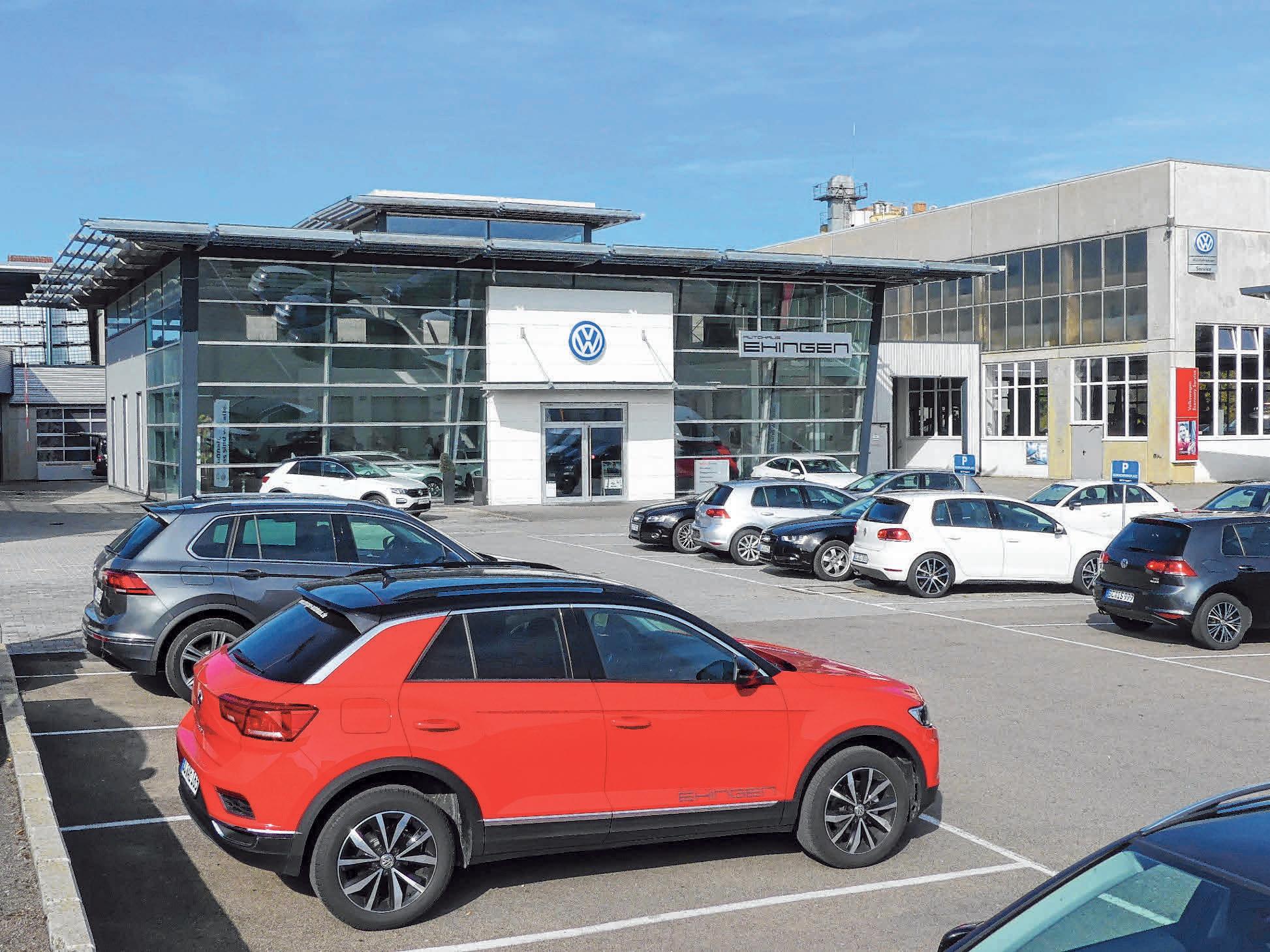 Im Autohaus Ehingen kann man am Sonntag viele neue Modelle bestaunen. FOTOS: KARL-HEINZ BURGHART Im Autohaus Ehingen kann man am Sonntag viele neue Modelle bestaunen. FOTOS: KARL-HEINZ BURGHART