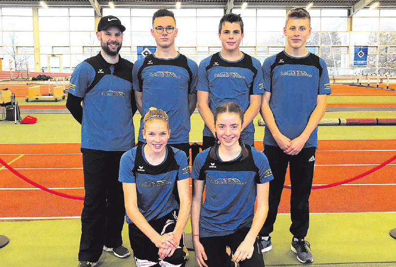 Björn Lippa (hintere Reihe von links), Marvin Rullmann, Max Dehning, Jonah Helms, Marie Dehning (vordere Reihe von links) und Bentje Neumann. Foto: privat Björn Lippa (hintere Reihe von links), Marvin Rullmann, Max Dehning, Jonah Helms, Marie Dehning (vordere Reihe von links) und Bentje Neumann. Foto: privat