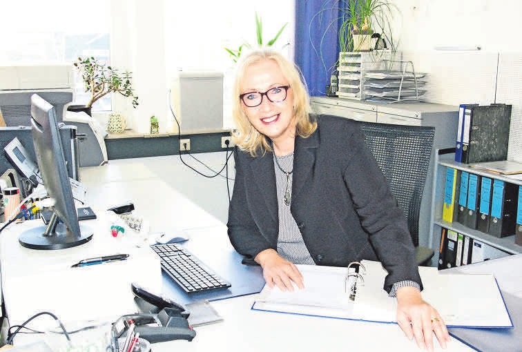 Birgit Winkler ist seit mehr als 30 Jahren in ihrem Metier tätig. Birgit Winkler ist seit mehr als 30 Jahren in ihrem Metier tätig.