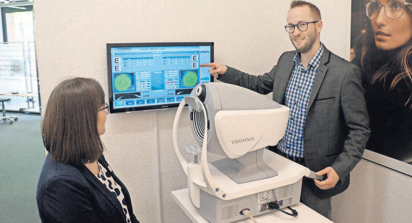 Mit dem Visionix VX 120 lassen sich medizinische Vormessungen durchführen. Mit dem Visionix VX 120 lassen sich medizinische Vormessungen durchführen.