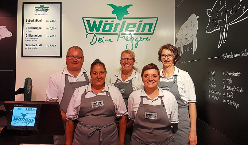 Für die langjährige Treue bedankt sich das ganze Team bei den Kunden – auf dem Bild zu sehen sind (von links) Peter Herzner, Angelova Snezhana, Daniela Hüttinger, Janina Reinhold und Kerstin Mühling. Für die langjährige Treue bedankt sich das ganze Team bei den Kunden – auf dem Bild zu sehen sind (von links) Peter Herzner, Angelova Snezhana, Daniela Hüttinger, Janina Reinhold und Kerstin Mühling.