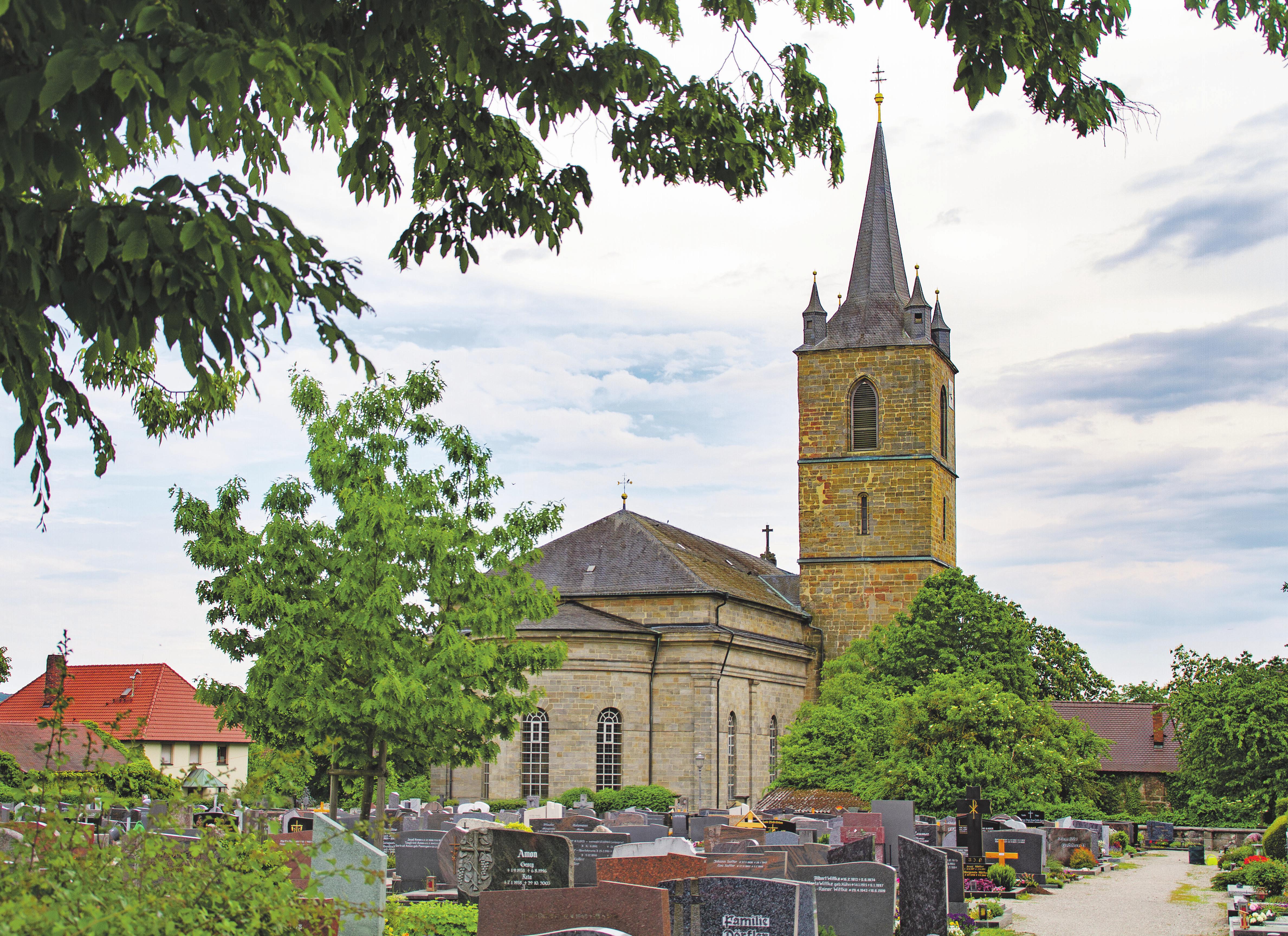 Die St.-Martin-Kirche ist eins von Eggolsheims Wahrzeichen. Fotos: Andreas Hofbauer Die St.-Martin-Kirche ist eins von Eggolsheims Wahrzeichen. Fotos: Andreas Hofbauer
