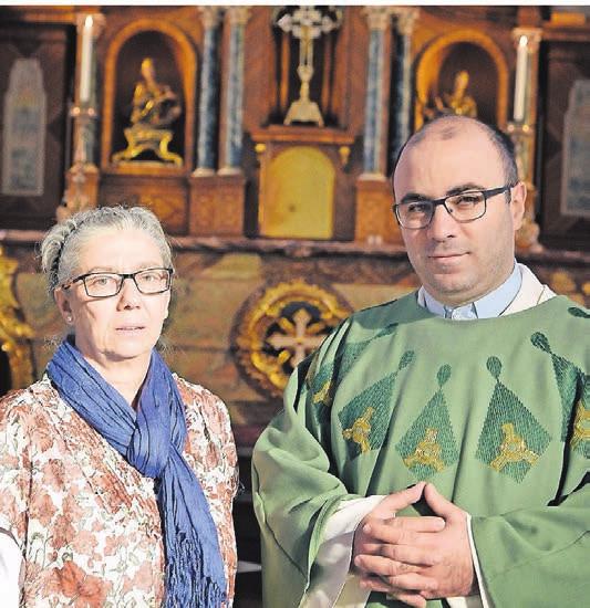 Maria Gallitelli und Pastor Don Angelo Ragosta von der Italienischen Katholischen Gemeinde Wuppertal Maria Gallitelli und Pastor Don Angelo Ragosta von der Italienischen Katholischen Gemeinde Wuppertal