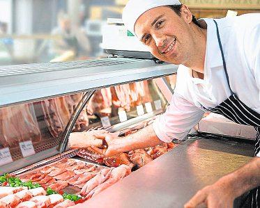 Fleischer sind Genussexperten und arbeiten mit ausgewählten Waren. Foto: WKO