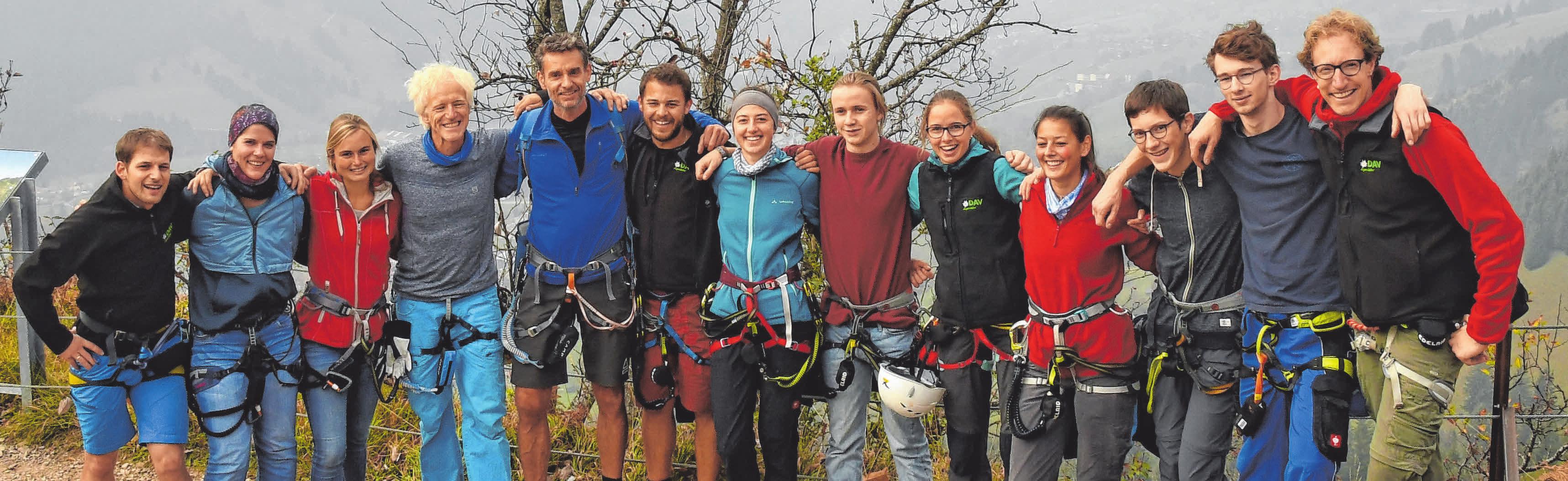 Im Bild ist ein Teil der DAV-Jugendleiter. FOTO: DAV Im Bild ist ein Teil der DAV-Jugendleiter. FOTO: DAV