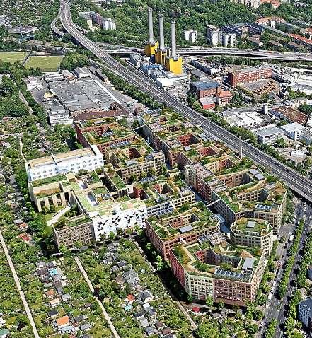 Ausgezeichnetes Beispiel für nachhaltige Neubauprojekte: Auf dem ehemaligen Reemtsma-Areal in Schmargendorf entsteht das autofreie Quartier „GoWest“. Gebaut wird im Passivhausstandard, inklusive Dachbauernhof. FOTO: DIE WOHNKOMPANIE Ausgezeichnetes Beispiel für nachhaltige Neubauprojekte: Auf dem ehemaligen Reemtsma-Areal in Schmargendorf entsteht das autofreie Quartier „GoWest“. Gebaut wird im Passivhausstandard, inklusive Dachbauernhof. FOTO: DIE WOHNKOMPANIE