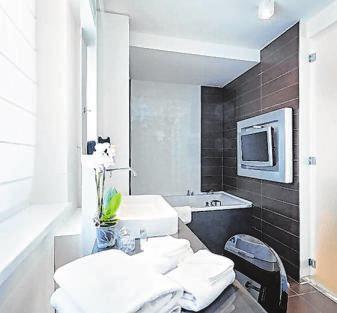 Die Digitalisierung ist im Badezimmer angekommen. Foto: rilueda/Fotolia/ZVSHK Die Digitalisierung ist im Badezimmer angekommen. Foto: rilueda/Fotolia/ZVSHK