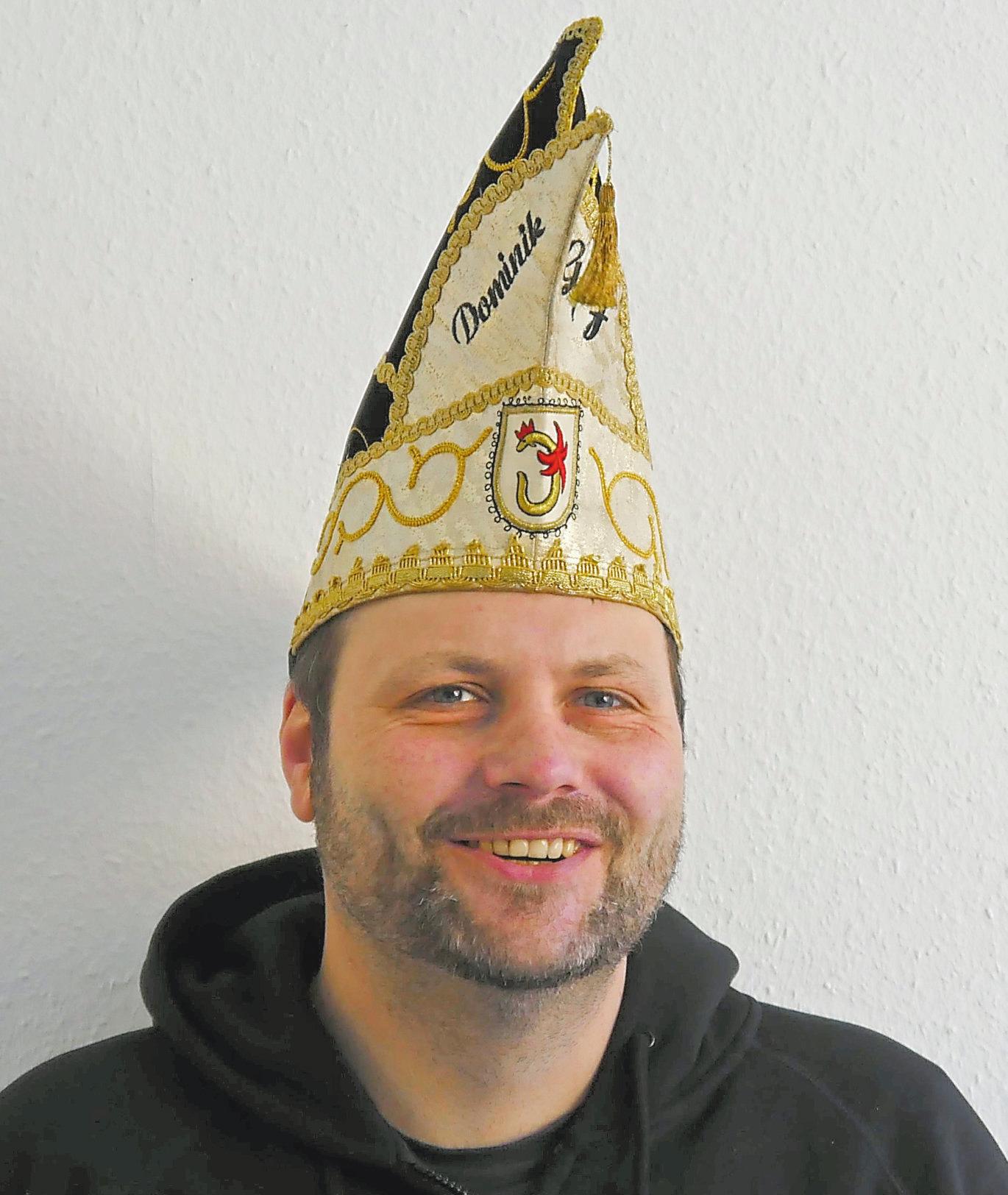 Dominik Isermann ist seit 2016 Präsident der Schwarz-Gelben Funken. Foto: Silke Diecksmeier Dominik Isermann ist seit 2016 Präsident der Schwarz-Gelben Funken. Foto: Silke Diecksmeier