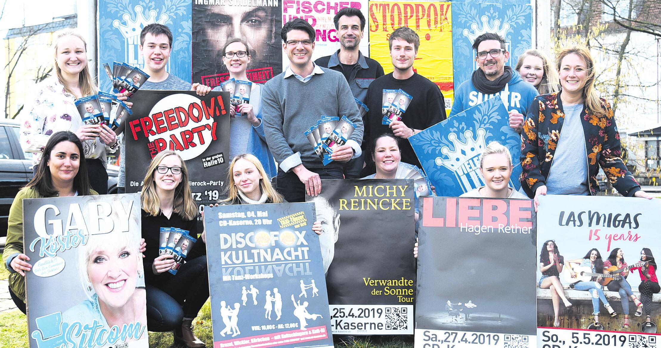 Das Team der CD-Kaserne Celle freut sich auf die bevorstehenden Veranstaltungen. Foto: Lisa Müller Das Team der CD-Kaserne Celle freut sich auf die bevorstehenden Veranstaltungen. Foto: Lisa Müller