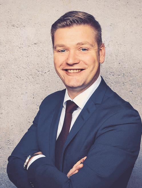 Patrick Lüllau, Bereichsdirektor Individualkunden Patrick Lüllau, Bereichsdirektor Individualkunden