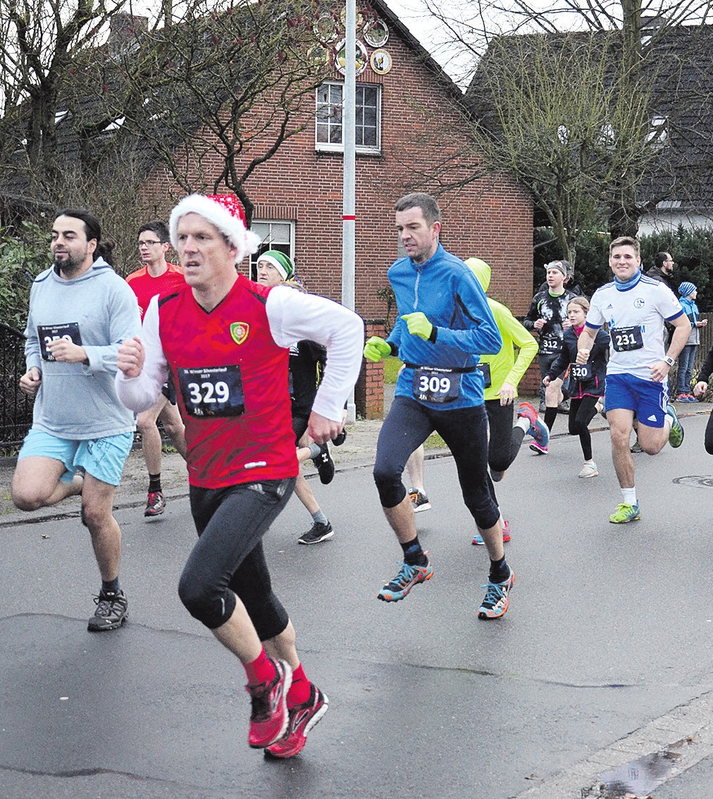 Jedes Jahr nehmen viele Läuferinnen und Läufer am Silvesterlauf in Winsen (Aller) teil. Archivfoto: Müller Jedes Jahr nehmen viele Läuferinnen und Läufer am Silvesterlauf in Winsen (Aller) teil. Archivfoto: Müller
