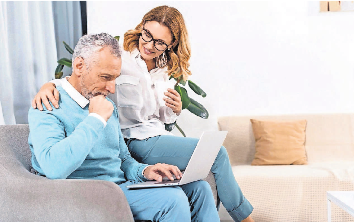 Für die Wahl des Bestattungsunternehmens sollte man sich Zeit nehmen. Foto: Lightfield Studios /shutterstock.com/BDB/akz-o Für die Wahl des Bestattungsunternehmens sollte man sich Zeit nehmen. Foto: Lightfield Studios /shutterstock.com/BDB/akz-o
